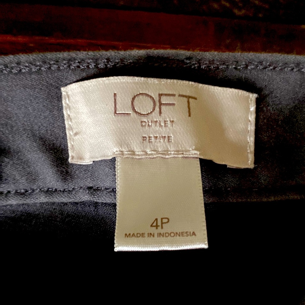 Loft Skinny Sateen Pants- Grey. Mid-rise waist. - Picture 6 of 7